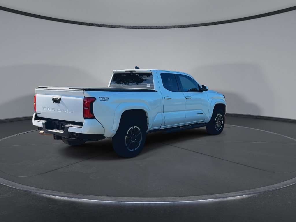 Used 2025 Toyota Tacoma TRD Sport AWD/4WD image 8