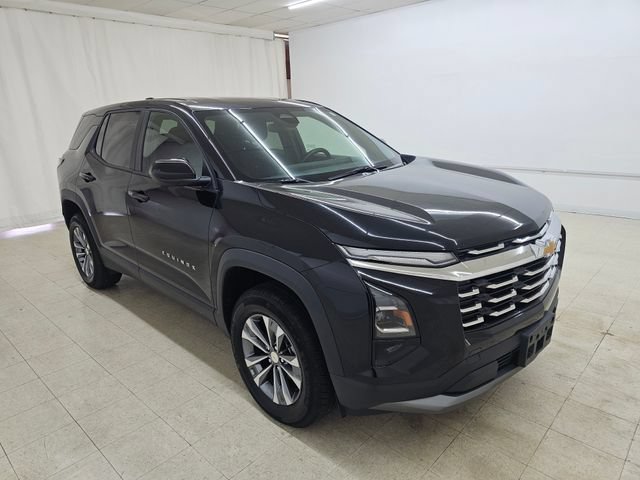 Used 2025 Chevrolet Equinox LT AWD/4WD image 14
