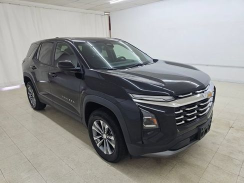 Used 2025 Chevrolet Equinox LT AWD/4WD image 14