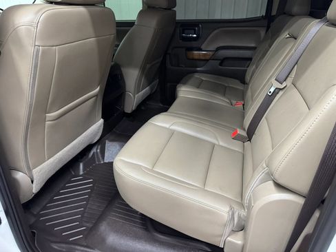 Used 2019 GMC Sierra 2500 SLT w/ Duramax Plus Package AWD/4WD image 12