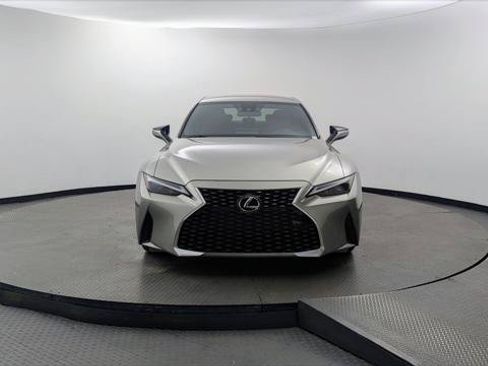 Used 2022 Lexus IS 300 RWD image 12