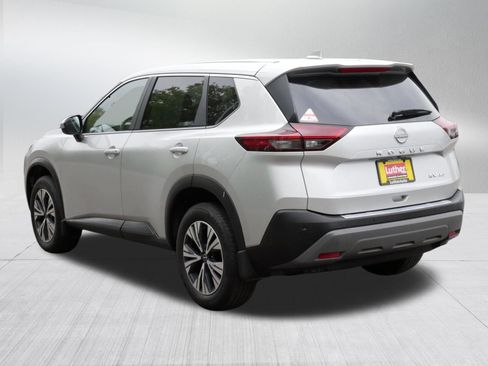 Used 2023 Nissan Rogue SV AWD/4WD image 5