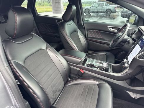 Used 2024 Ford Edge ST-Line AWD/4WD image 13