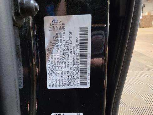 Certified 2025 Honda Odyssey Elite image 28