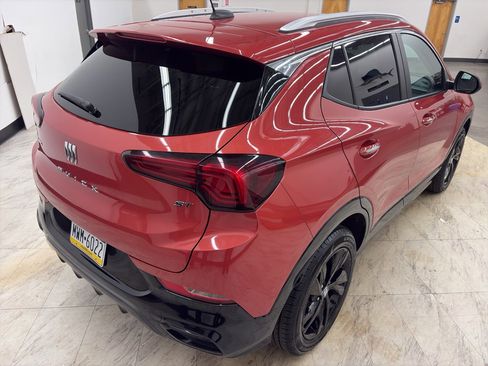 Used 2024 Buick Encore GX Sport Touring image 7