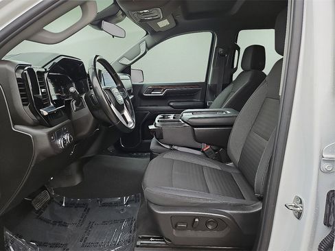 Used 2024 GMC Sierra 1500 SLE image 20