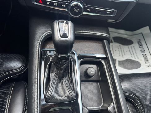 Used 2018 Volvo V90 T6 Cross Country w/ Convenience Package image 28