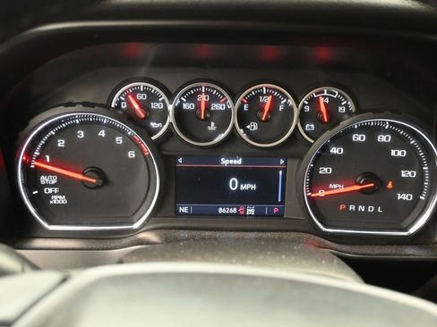 Used 2021 Chevrolet Silverado 1500 RST image 10