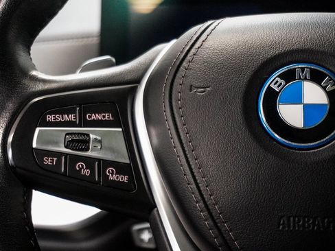 Used 2024 BMW X5 xDrive50e image 18