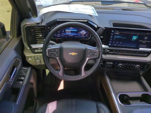 Used 2025 Chevrolet Silverado 3500 High Country w/ Technology Package image 16