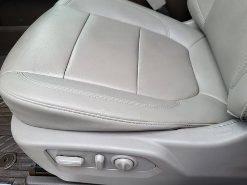 Certified 2022 Chevrolet Silverado 2500 LTZ w/ LTZ Plus Package image 27