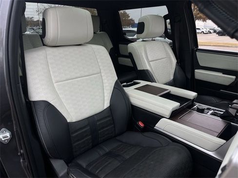 Used 2022 Toyota Tundra Capstone image 29