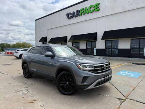 Used 2022 Volkswagen Atlas Cross Sport SE AWD/4WD image 1