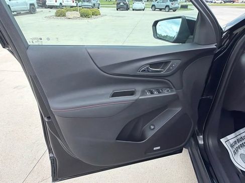 Certified 2023 Chevrolet Equinox RS w/ RS Leather Package AWD/4WD image 9