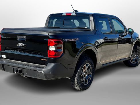 Used 2025 Ford Maverick Tremor image 11