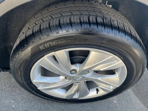 Used 2025 Buick Encore GX Preferred FWD image 29