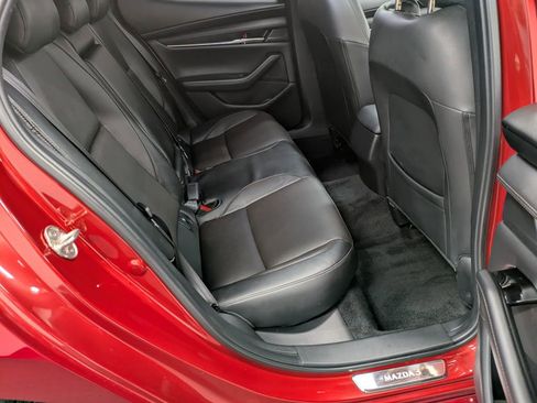 Used 2022 MAZDA MAZDA3 s image 26