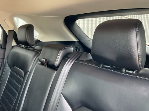 Used 2023 Ford Edge SEL w/ Convenience Package image 17