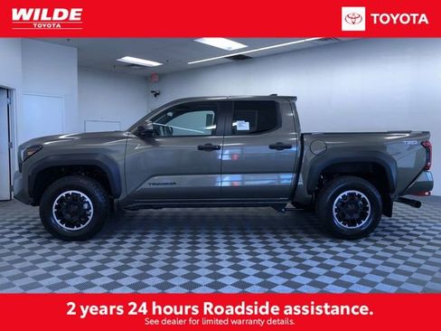 New 2026 Toyota Tacoma TRD Off-Road AWD/4WD image 3