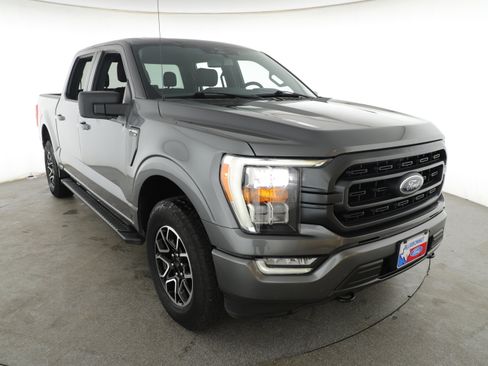 Used 2021 Ford F150 XLT w/ Equipment Group 302A High image 3