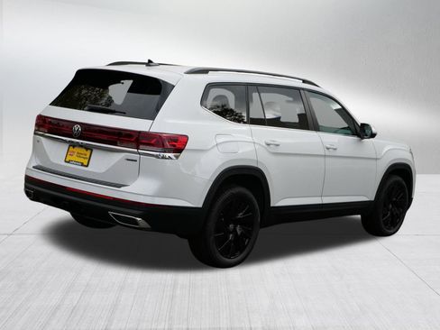 New 2026 Volkswagen Atlas SE image 4
