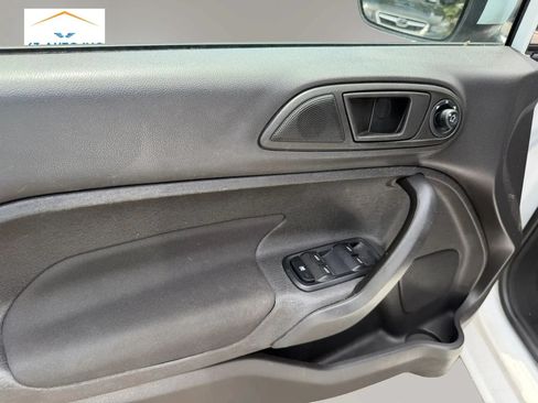 Used 2018 Ford Fiesta SE FWD image 9