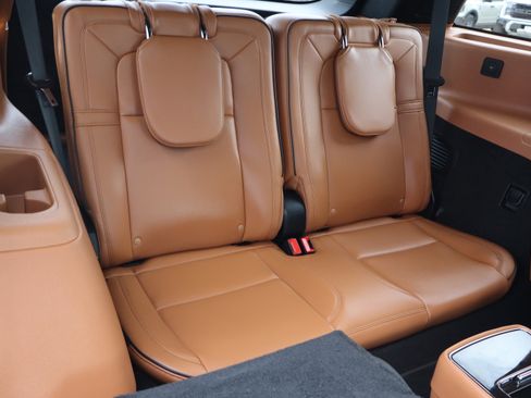 Used 2025 Lincoln Aviator Black Label image 12