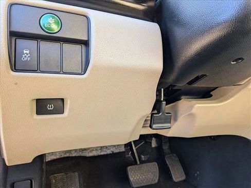 Used 2017 Honda Accord LX image 16