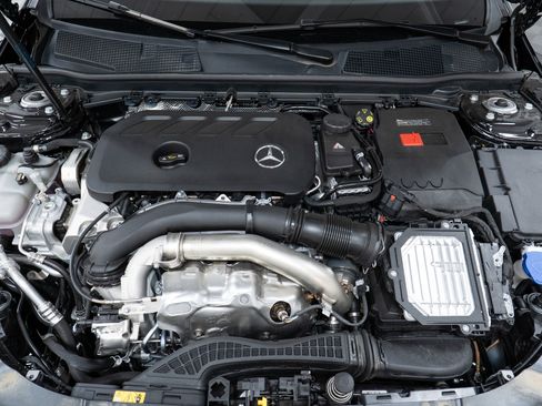 New 2026 Mercedes-Benz CLA 250 4MATIC image 9