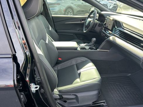 Used 2026 Toyota Camry XLE w/ Convenience Package image 21