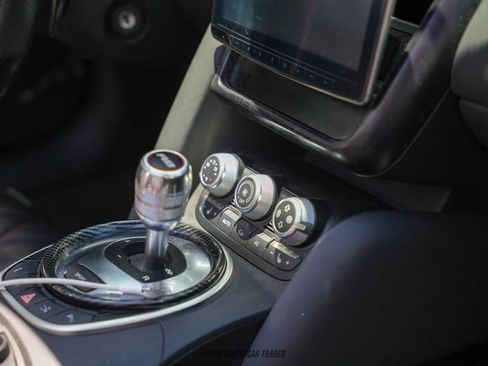 Used 2011 Audi R8 V10 image 46