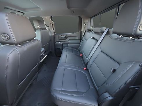 Used 2021 Chevrolet Silverado 1500 LTZ image 13