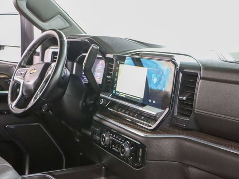 Used 2024 Chevrolet Silverado 2500 LT w/ All Star Edition image 28