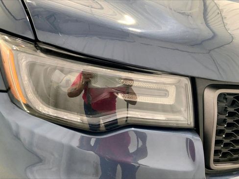 Used 2020 Jeep Grand Cherokee Limited X image 12