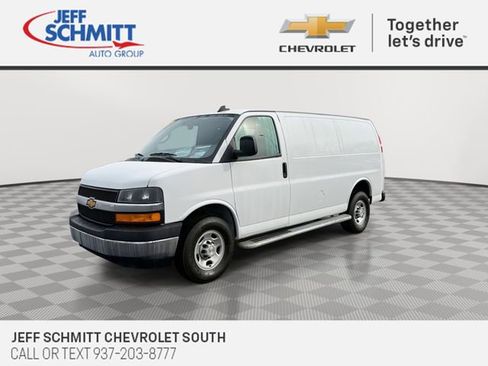 Used 2024 Chevrolet Express 2500 w/ Driver Convenience Package image 5
