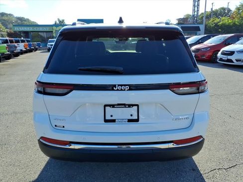 New 2025 Jeep Grand Cherokee Limited image 5