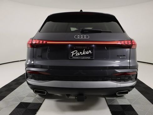 Used 2025 Audi Q5 Premium Plus w/ Premium Plus AWD/4WD image 4