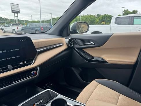 Certified 2025 Chevrolet Equinox ACTIV AWD/4WD image 20