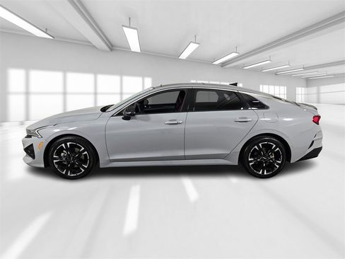 Used 2023 Kia K5 GT-Line image 3