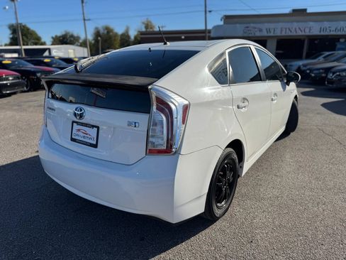 Used 2014 Toyota Prius Two image 3