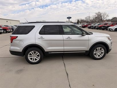 Used 2018 Ford Explorer XLT w/ Equipment Group 201A