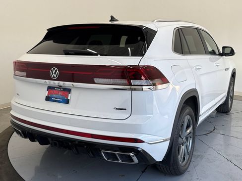 Used 2024 Volkswagen Atlas Cross Sport SEL R-Line AWD/4WD image 3