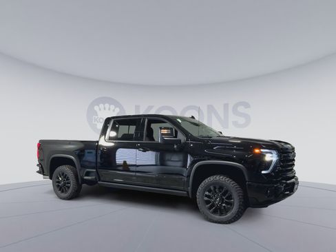 New 2026 Chevrolet Silverado 2500 High Country w/ Midnight Edition AWD/4WD image 8