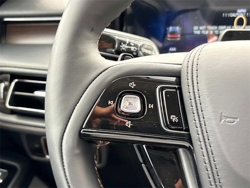 New 2025 Lincoln Aviator Reserve w/ Equipment Group 201A image 27