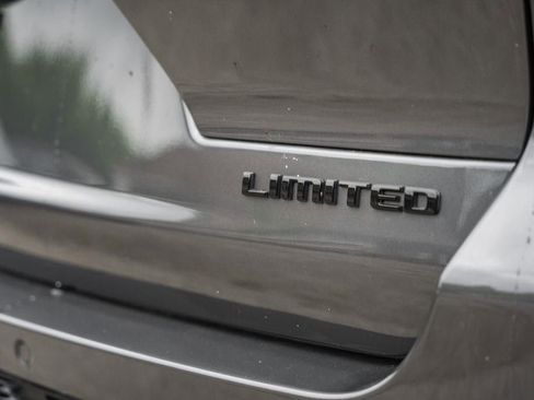 New 2025 Jeep Grand Cherokee L Limited w/ Luxury Tech Group II image 7