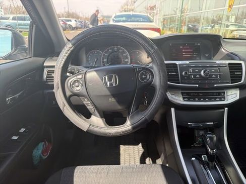 Used 2015 Honda Accord Sport image 7