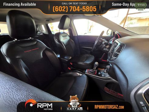 Used 2018 Jeep Compass Trailhawk AWD/4WD image 18
