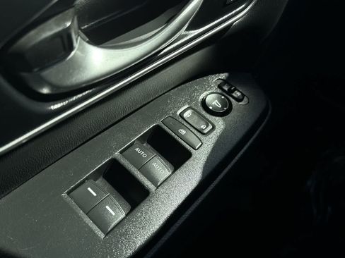Used 2021 Honda CR-V Touring image 22