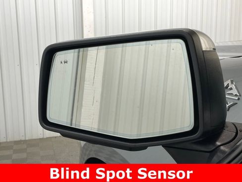 Used 2024 Chevrolet Silverado 1500 High Country w/ High Country Premium Package image 39