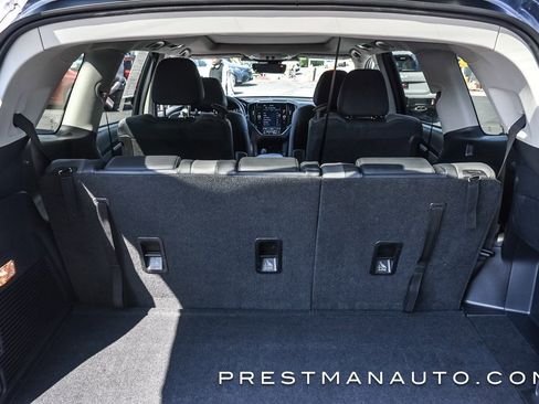 Used 2024 Subaru Ascent Onyx Edition image 15